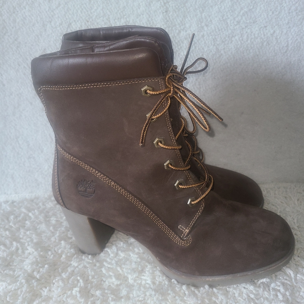 Chocolate heeled Timberland suede boots
